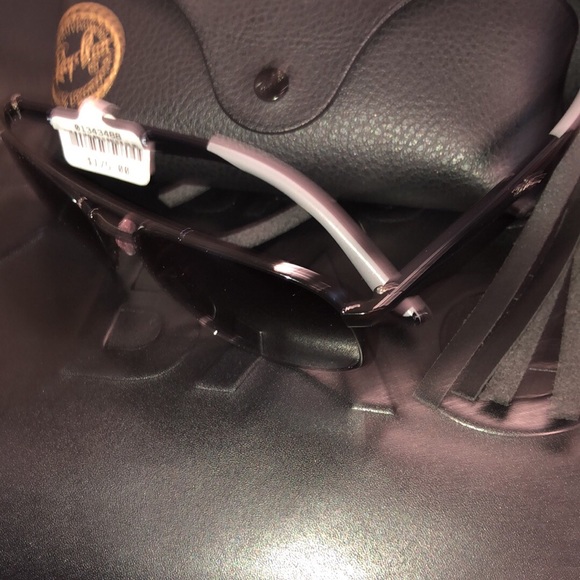 Brand New Ray Ban Sunglasses - Picture 6 of 7